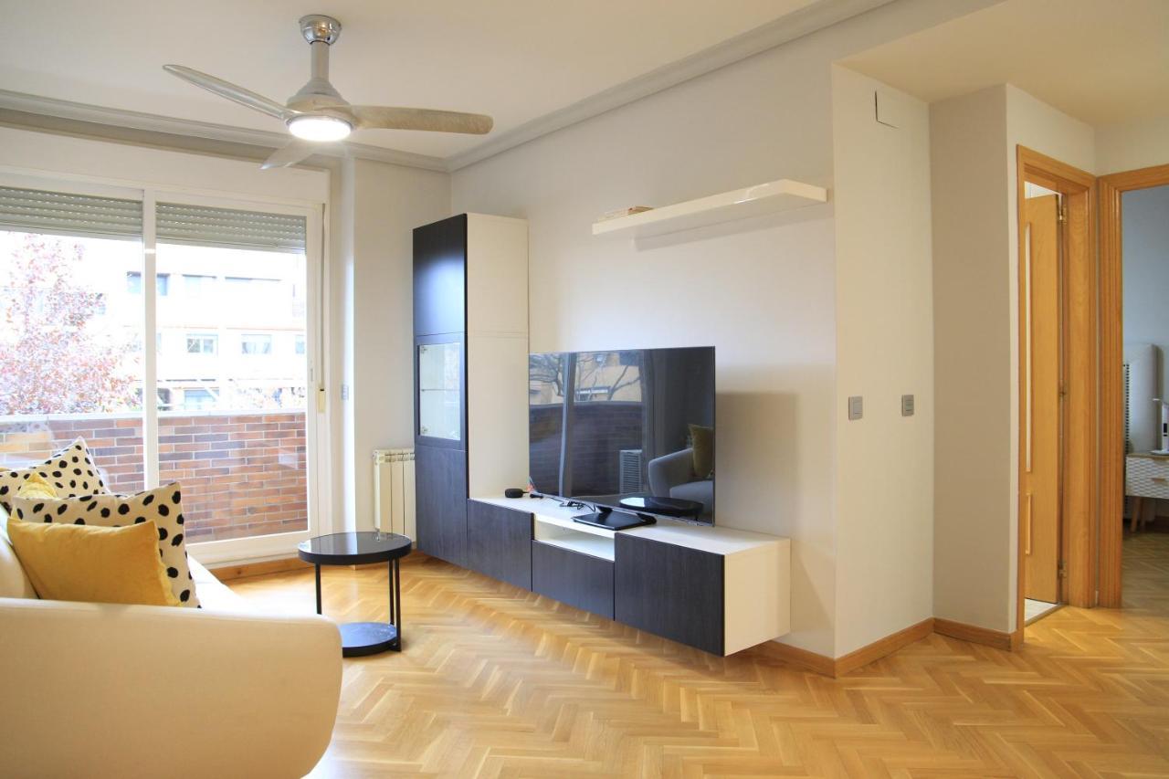 Precioso Apartamento Con Piscina Y Bien Comunicado Lägenhet Las Rozas Exteriör bild