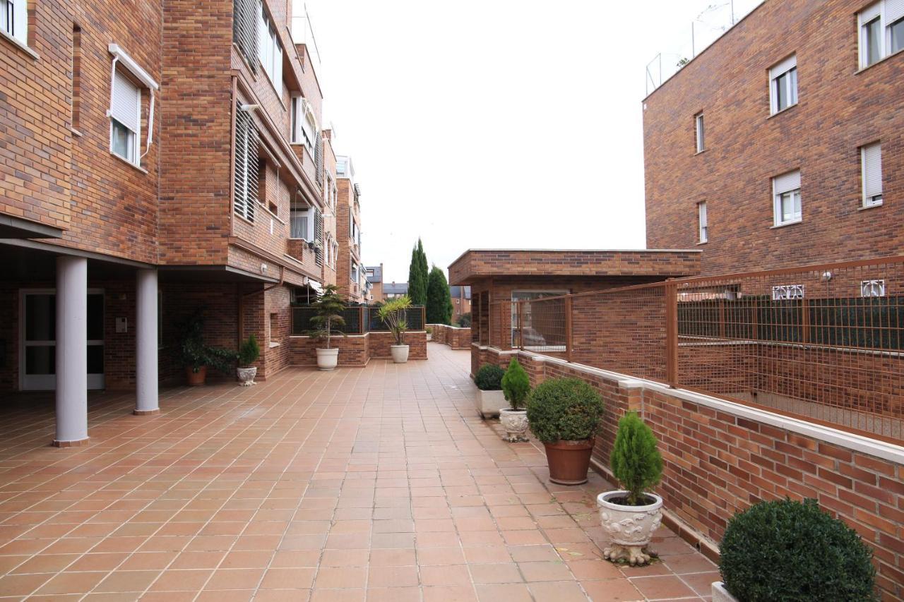 Precioso Apartamento Con Piscina Y Bien Comunicado Lägenhet Las Rozas Exteriör bild